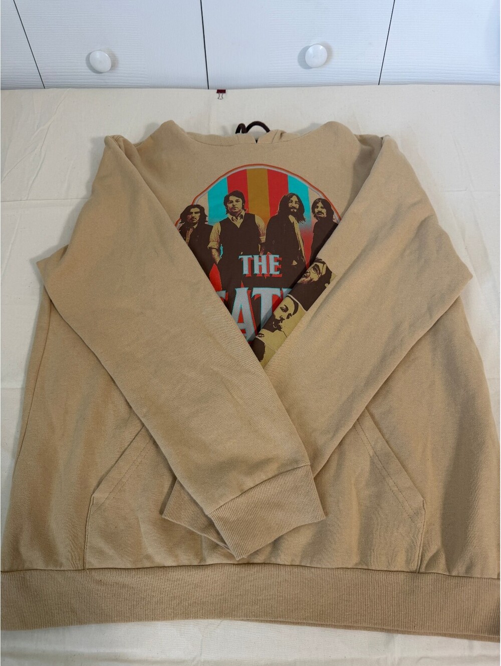 The Beatles Beige Hoodie Sweatshirt Size Large 60% Cotton 40% Polyester - Picture 3 of 11